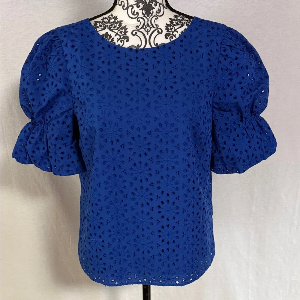 Lilly Pulitzer Shaila Top Baha Blue Eyelet Lined Blouse with puff sleeves Small